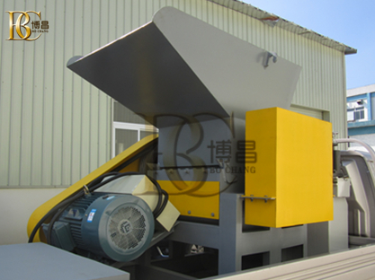 塑膠不良品滿地亂扔怎么辦？