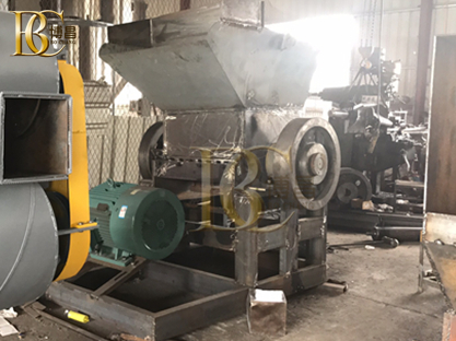 在塑料破碎機價格這場戰(zhàn)役中到底誰輸誰贏？